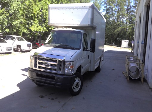 Used 2008 14 ' Box Truck for sale