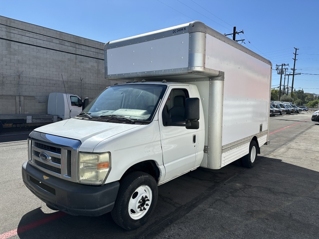 Used 2010 14 ' Box Truck for sale