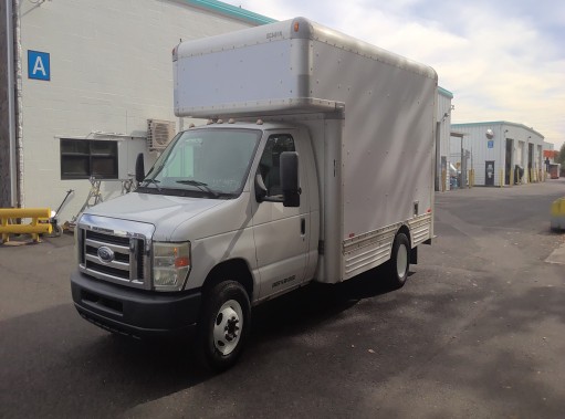 Used 2010 14 ' Box Truck for sale