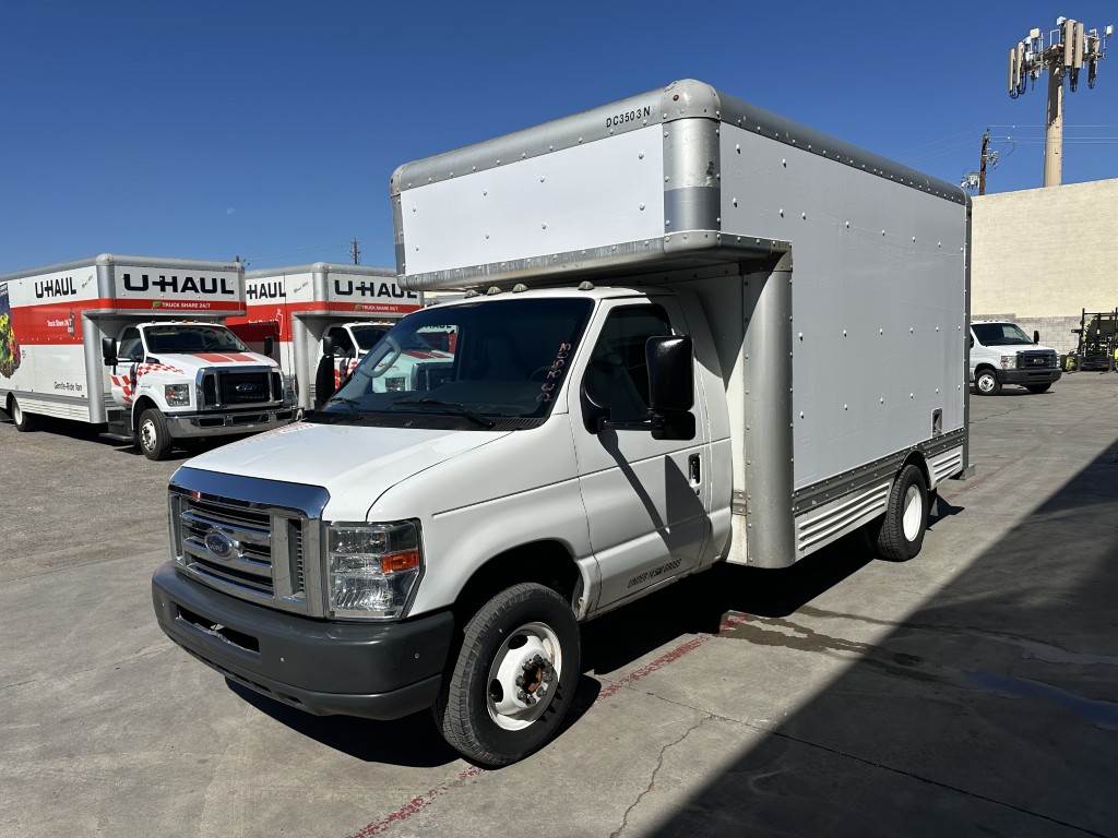 Used 2010 14 ' Box Truck for sale