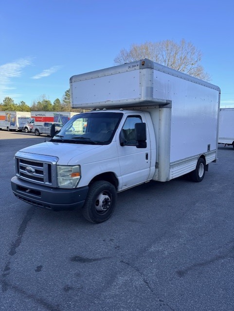 Used 2010 14 ' Box Truck for sale