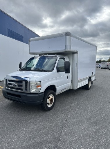Used 2012 14 ' Box Truck for sale