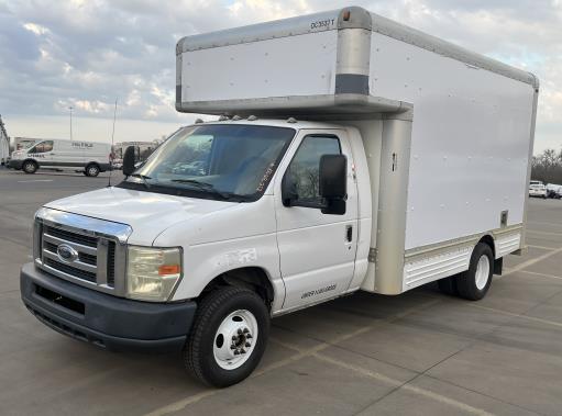 Used 2008 14 ' Box Truck for sale