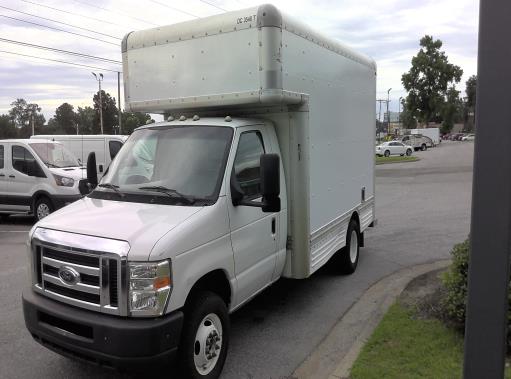 Used 2008 14 ' Box Truck for sale