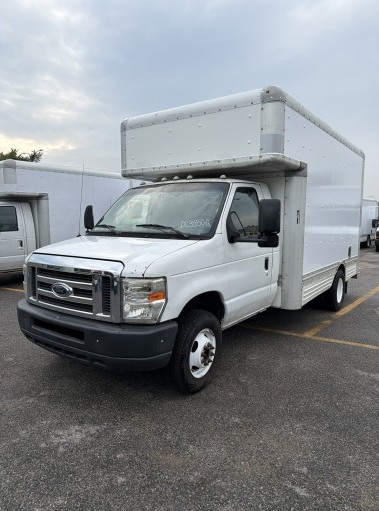 Used 2012 14 ' Box Truck for sale