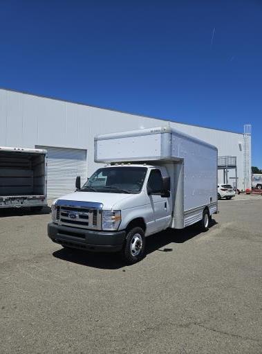 Used 2012 14 ' Box Truck for sale