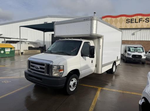 Used 2008 14 ' Box Truck for sale