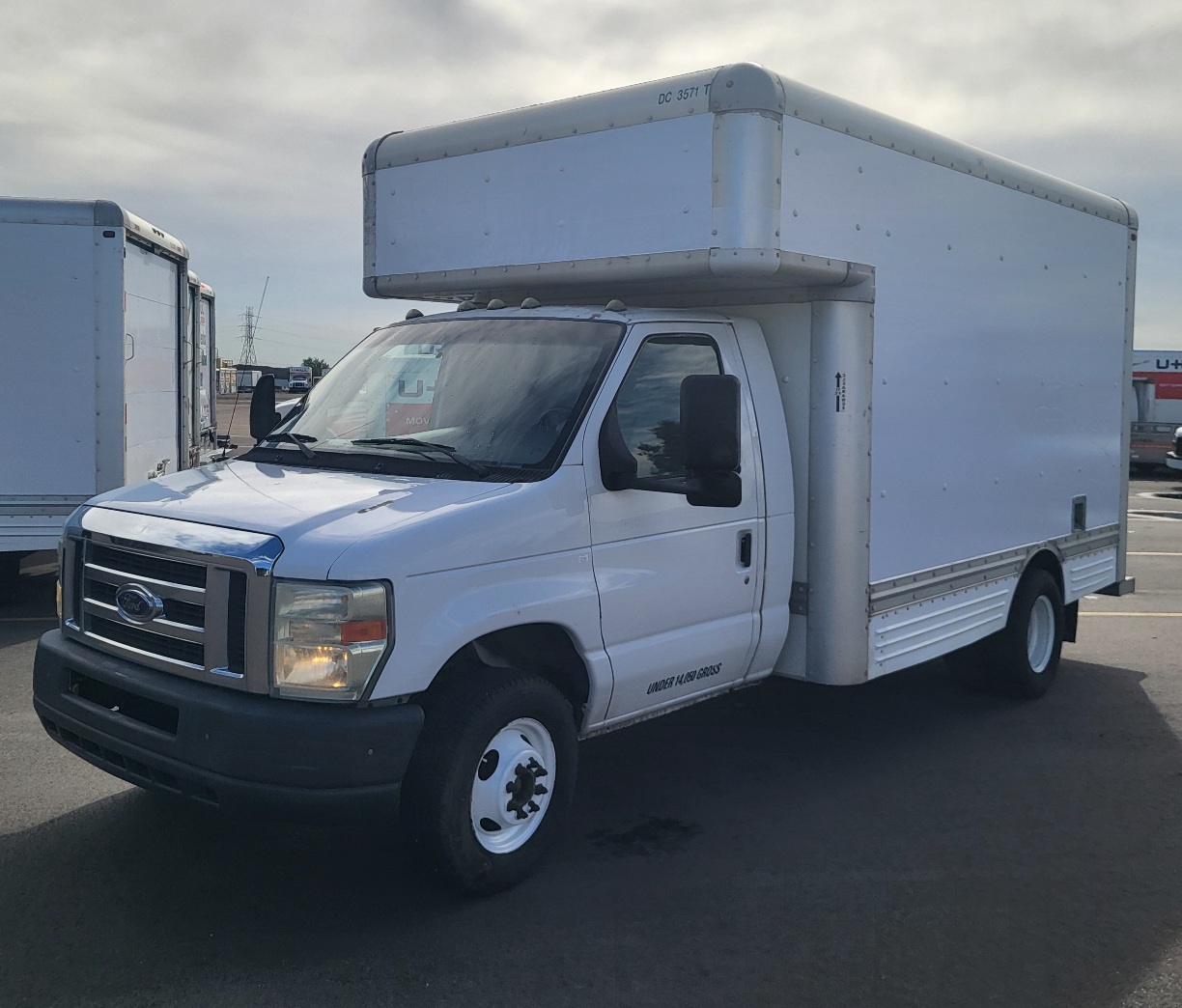 Used 2008 14 ' Box Truck for sale