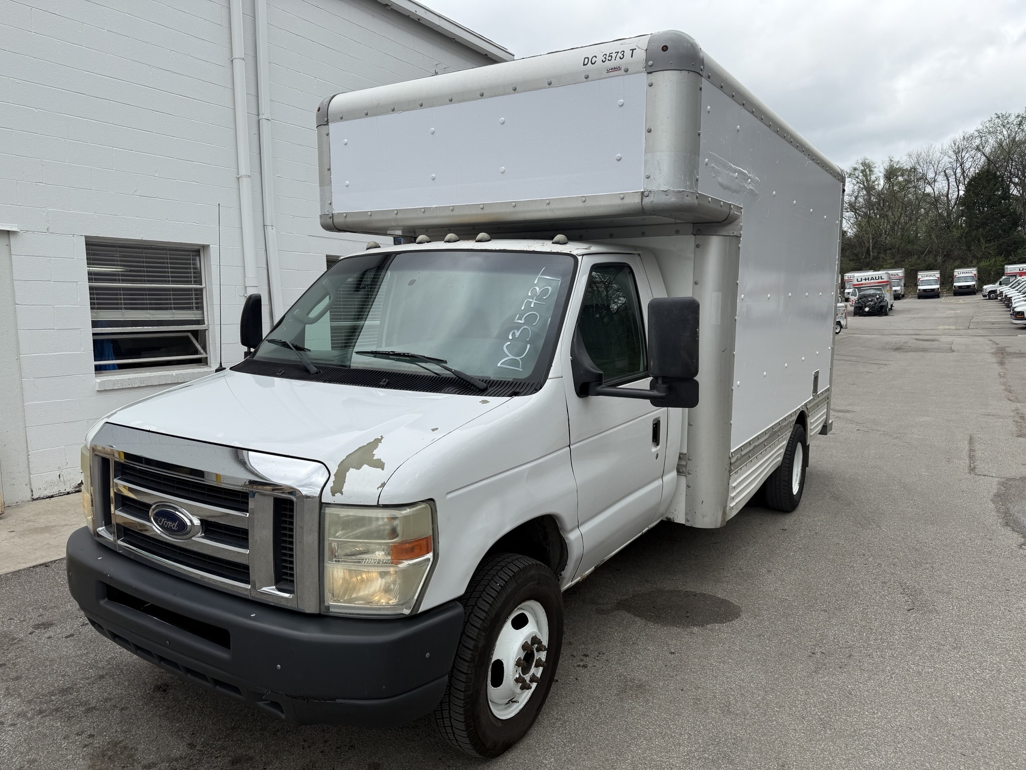 Used 2008 14 ' Box Truck for sale