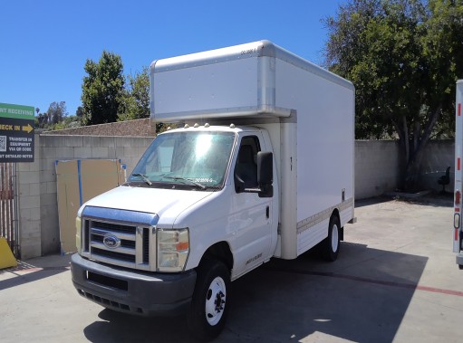 Used 2012 14 ' Box Truck for sale