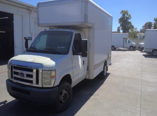 Used 2008 14 ' Box Truck for sale