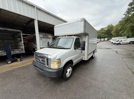 Used 2008 14 ' Box Truck for sale