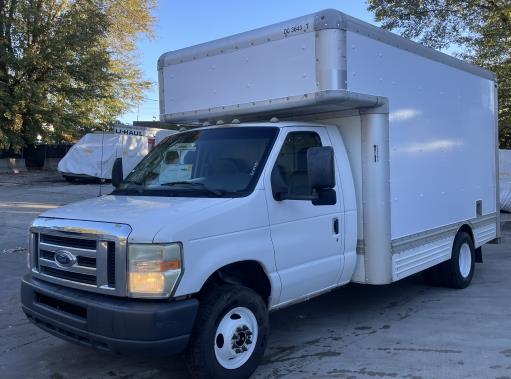 Used 2008 14 ' Box Truck for sale