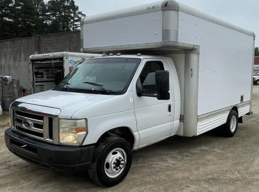 Used 2008 14 ' Box Truck for sale