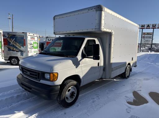 Used 2006 14 ' Box Truck for sale