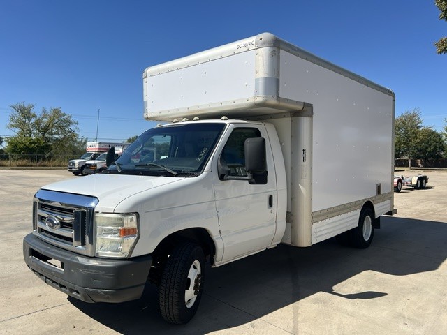 Used 2012 14 ' Box Truck for sale