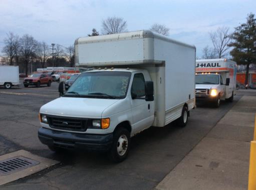 Used 2007 14 ' Box Truck for sale