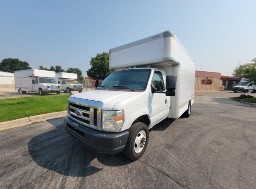 Used 2008 14 ' Box Truck for sale