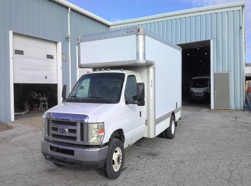 Used 2008 14 ' Box Truck for sale