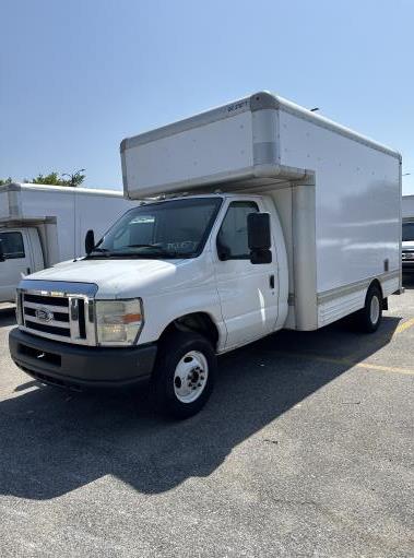 Used 2008 14 ' Box Truck for sale