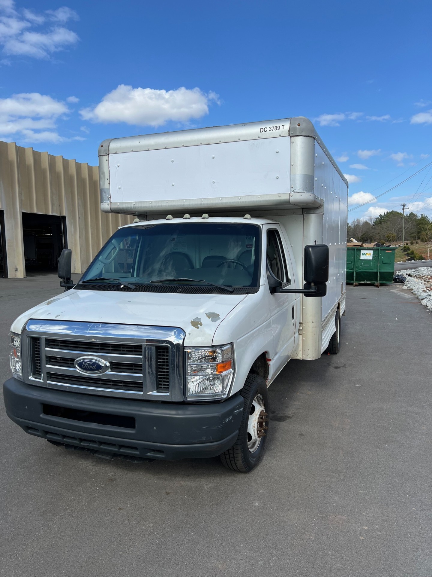 Used 2008 14 ' Box Truck for sale