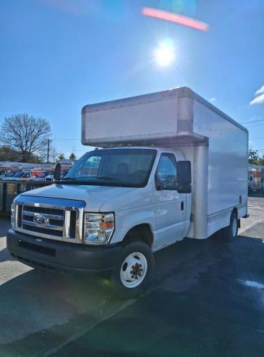 Used 2012 14 ' Box Truck for sale