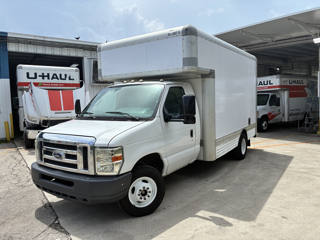 Used 2012 14 ' Box Truck for sale