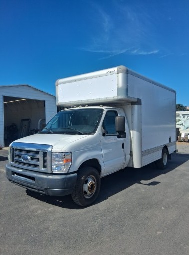Used 2012 14 ' Box Truck for sale