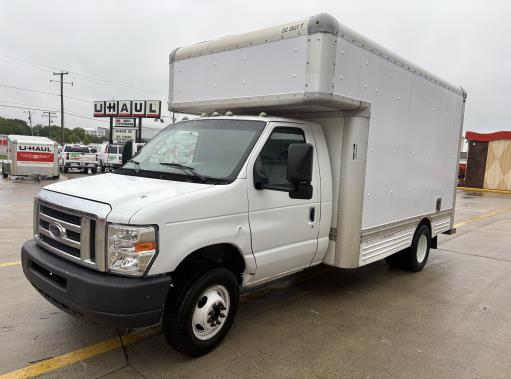 Used 2008 14 ' Box Truck for sale