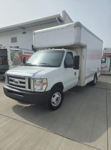 Used 2008 14 ' Box Truck for sale