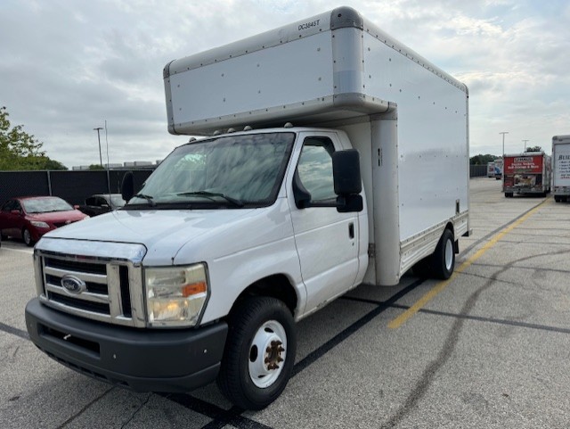Used 2008 14 ' Box Truck for sale