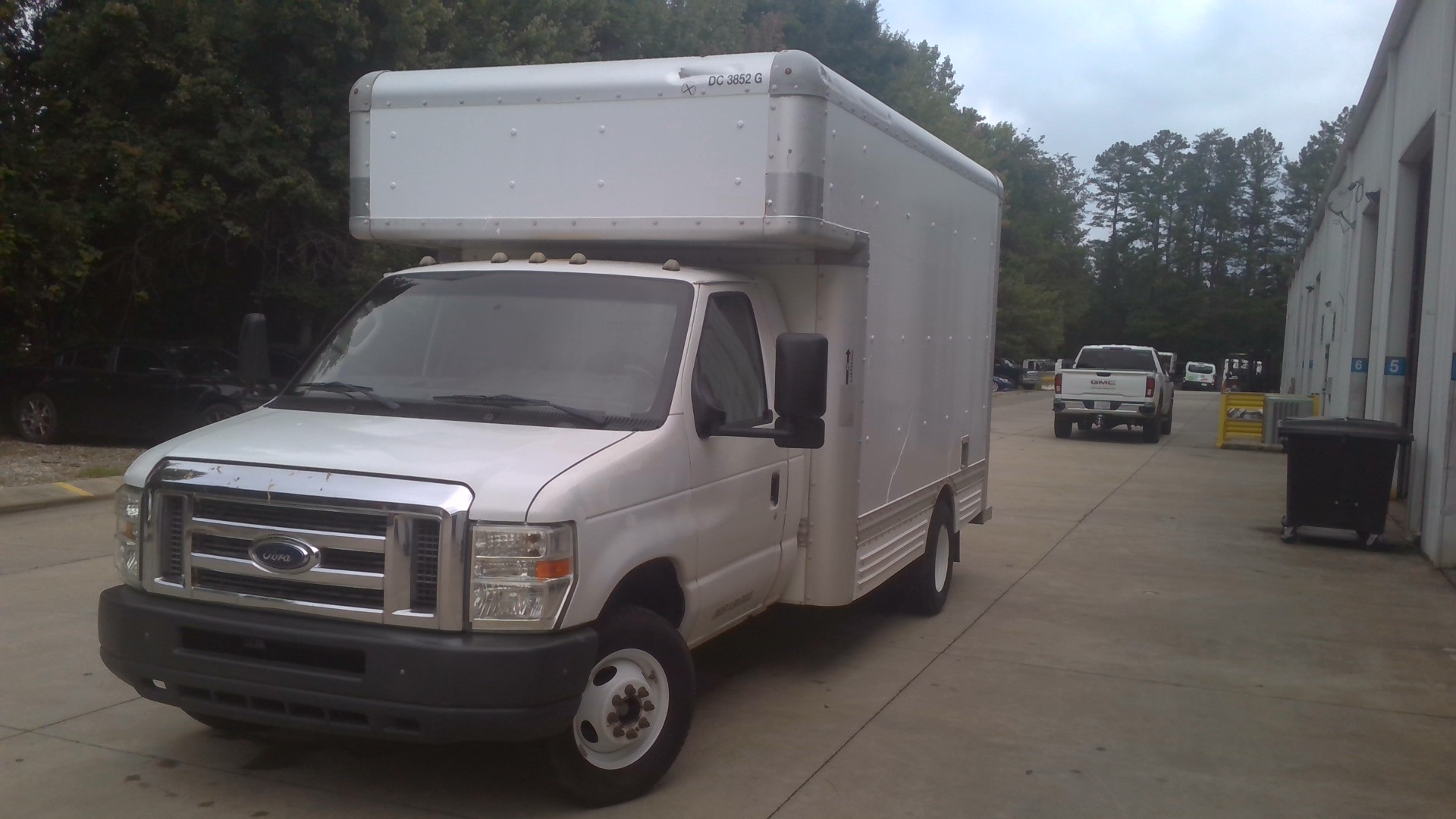 Used 2012 14 ' Box Truck for sale
