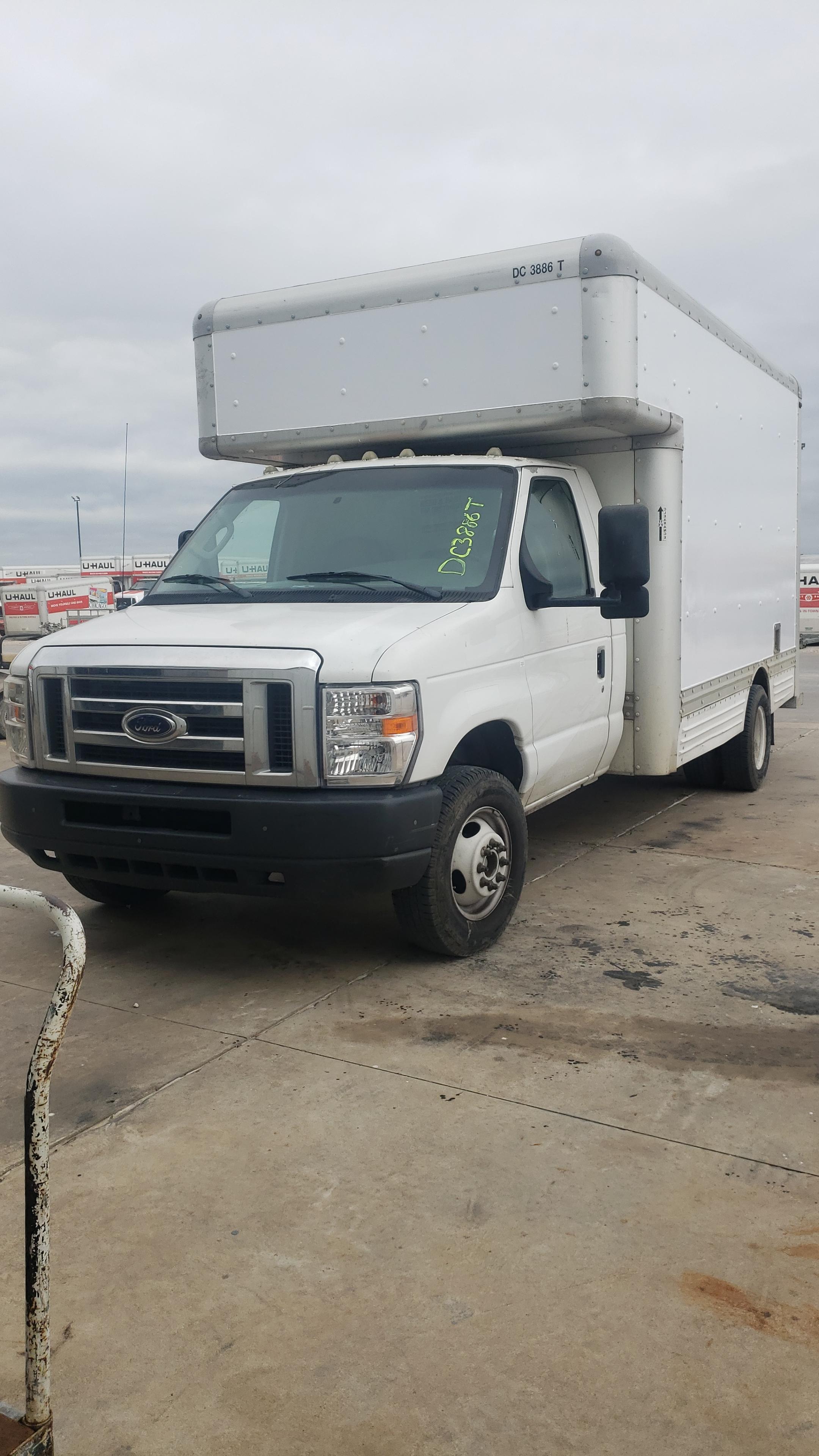 Used 2008 14 ' Box Truck for sale