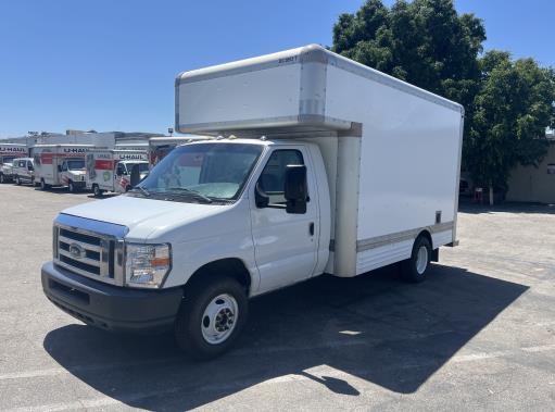 Used 2008 14 ' Box Truck for sale