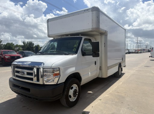 Used 2008 14 ' Box Truck for sale