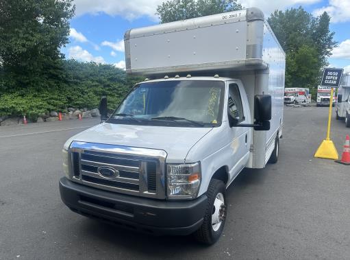 Used 2008 14 ' Box Truck for sale