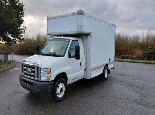 Used 2008 14 ' Box Truck for sale