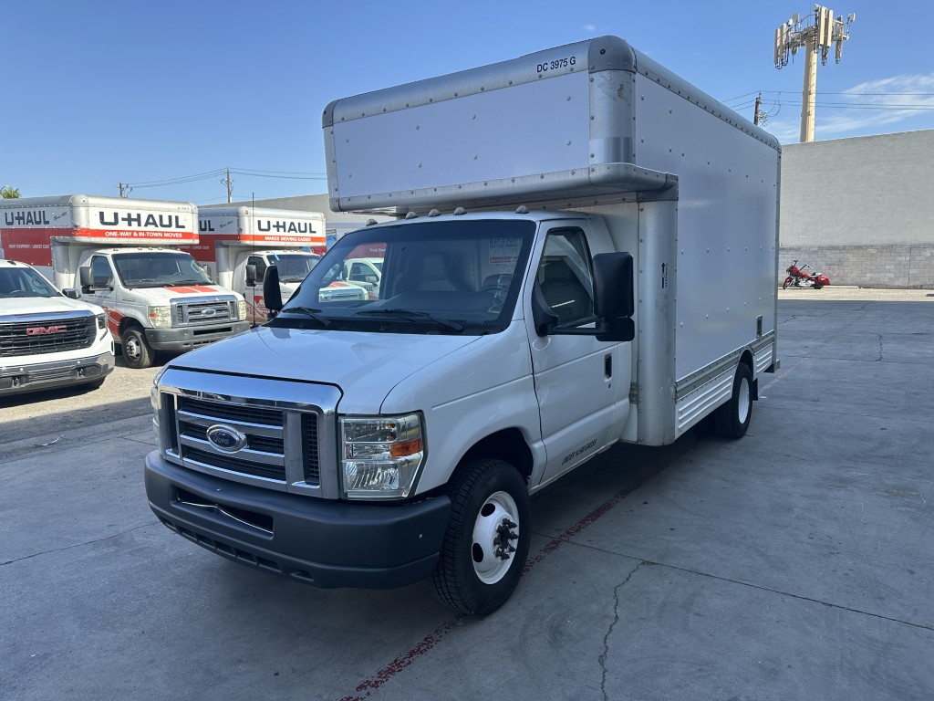 Used 2012 14 ' Box Truck for sale