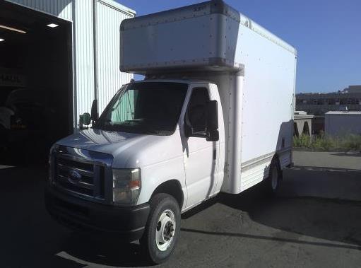 Used 2008 14 ' Box Truck for sale