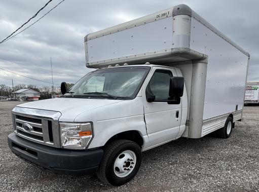 Used 2008 14 ' Box Truck for sale