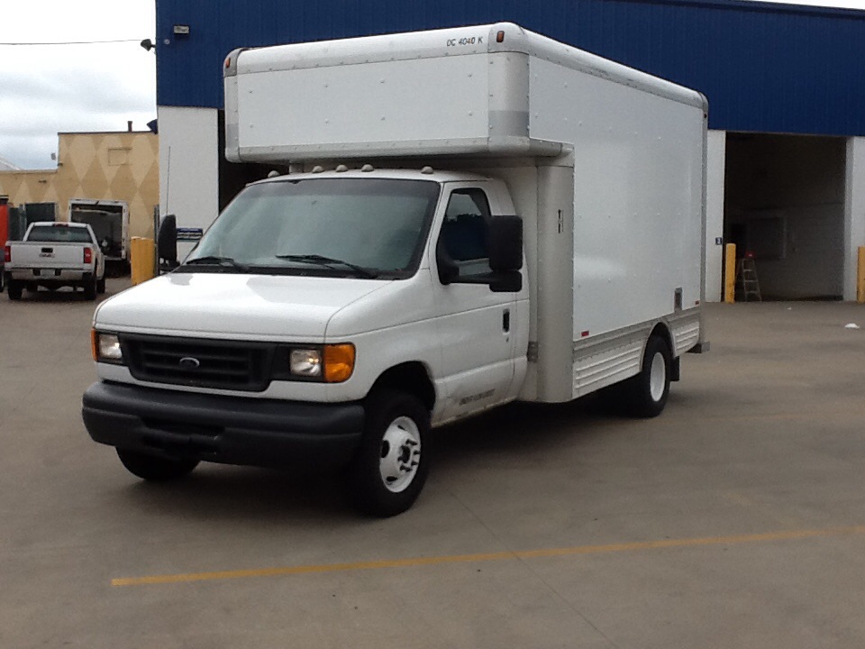 2007 14� Box Truck for Sale in Lowell, MA 01851 UHaul