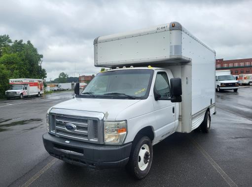 Used 2008 14 ' Box Truck for sale