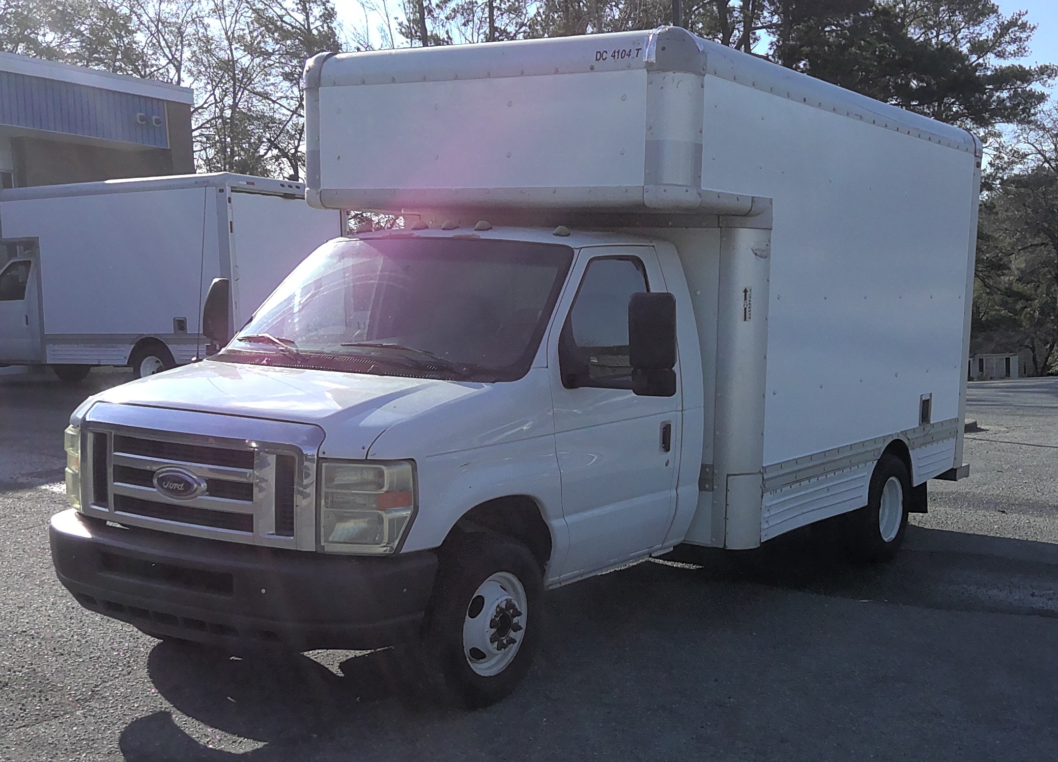 Used 2008 14 ' Box Truck for sale