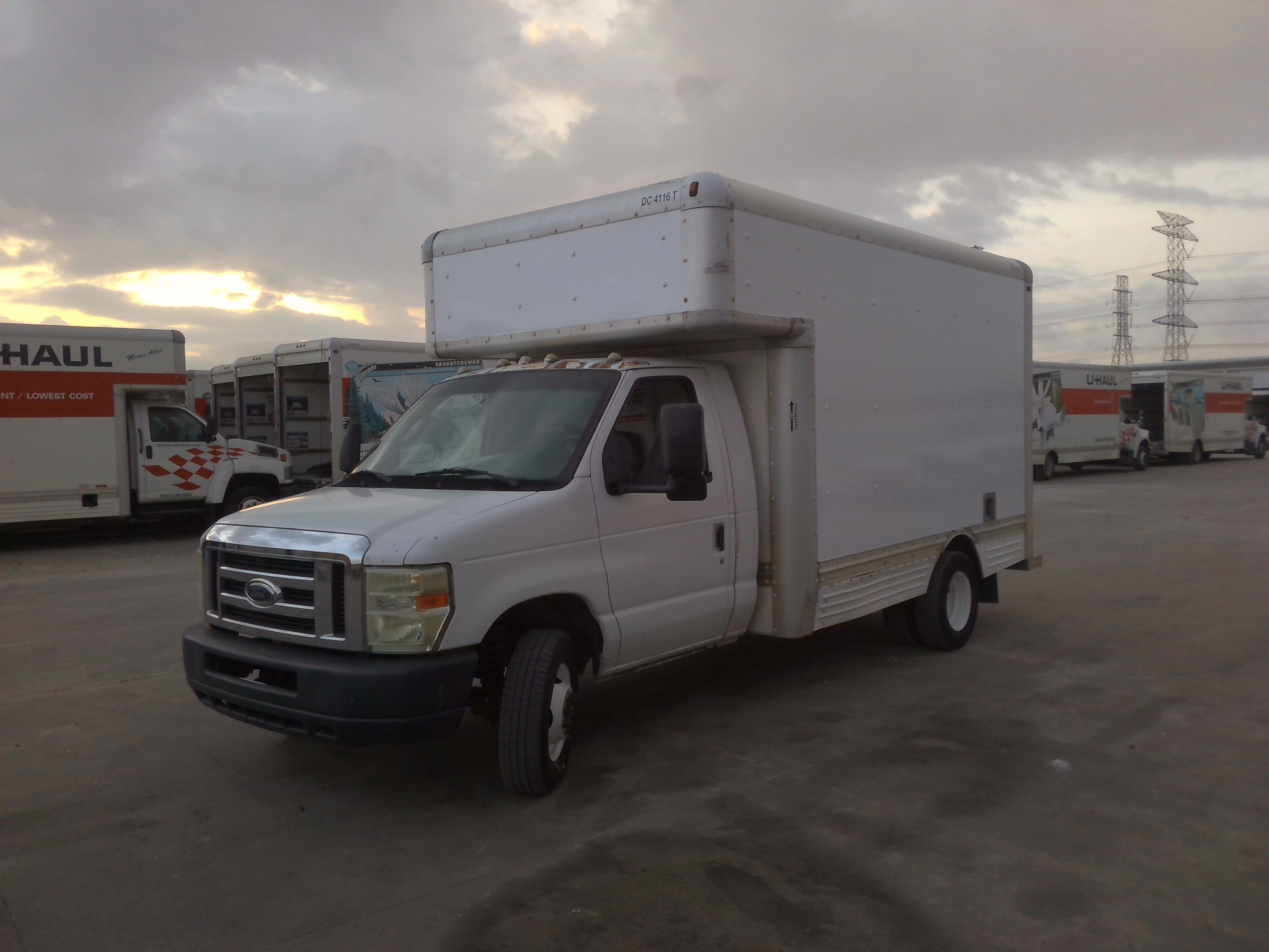 Used 2008 14 ' Box Truck for sale