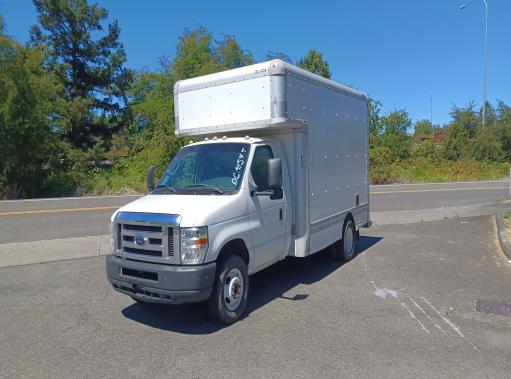 Used 2008 14 ' Box Truck for sale