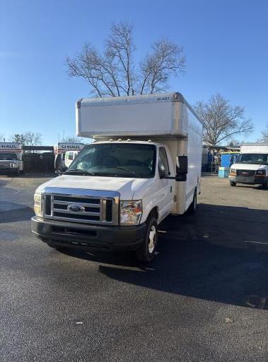 Used 2008 14 ' Box Truck for sale