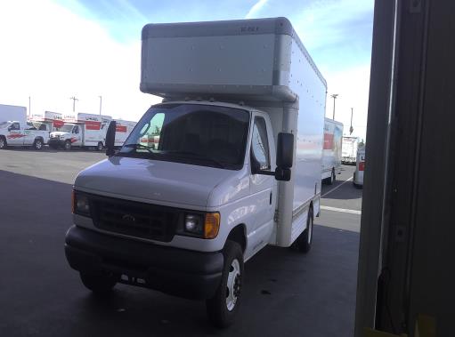 Used 2007 14 ' Box Truck for sale