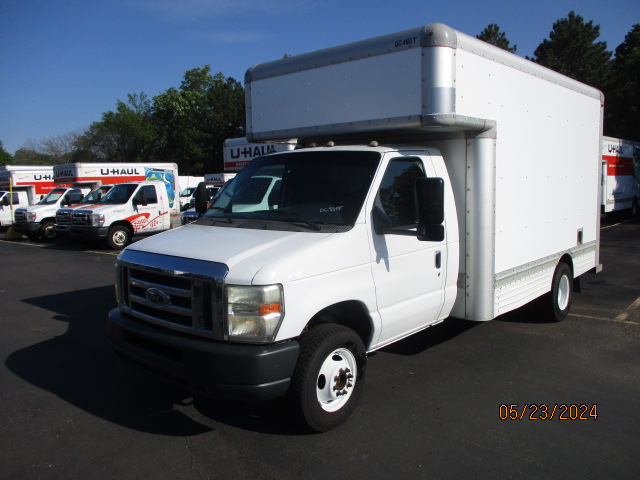 Used 2008 14 ' Box Truck for sale