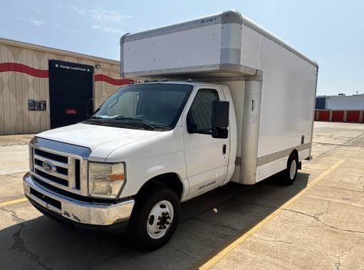 Used 2008 14 ' Box Truck for sale