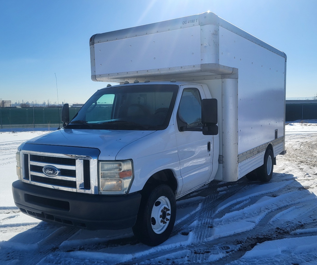 Used 2008 14 ' Box Truck for sale